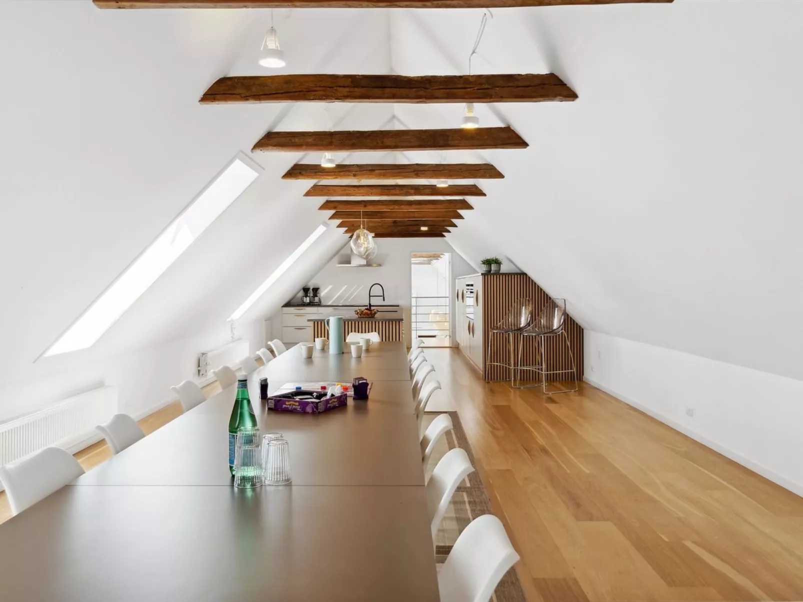 "Thilo" - 2.3km from the sea-Binnen