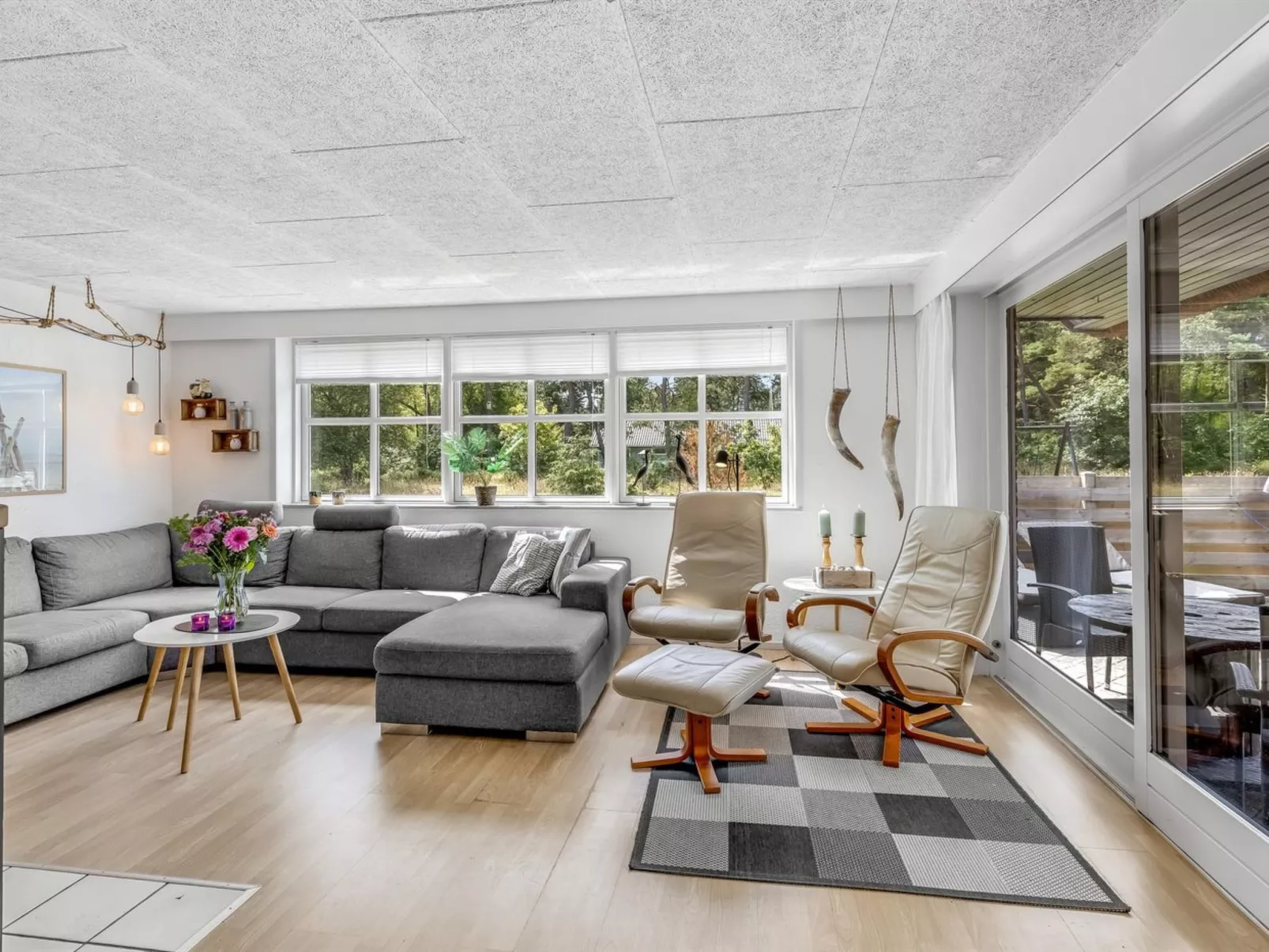 "Arja" - 2.2km from the sea-Binnen