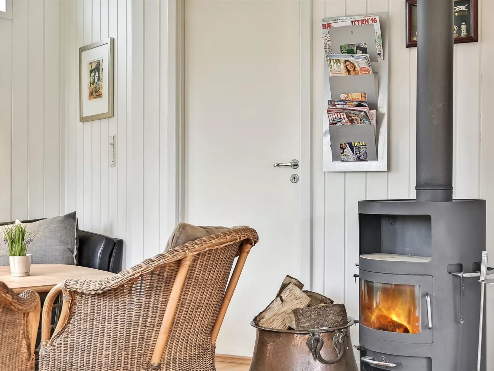 "Viljami" - 20m from the sea-Binnen