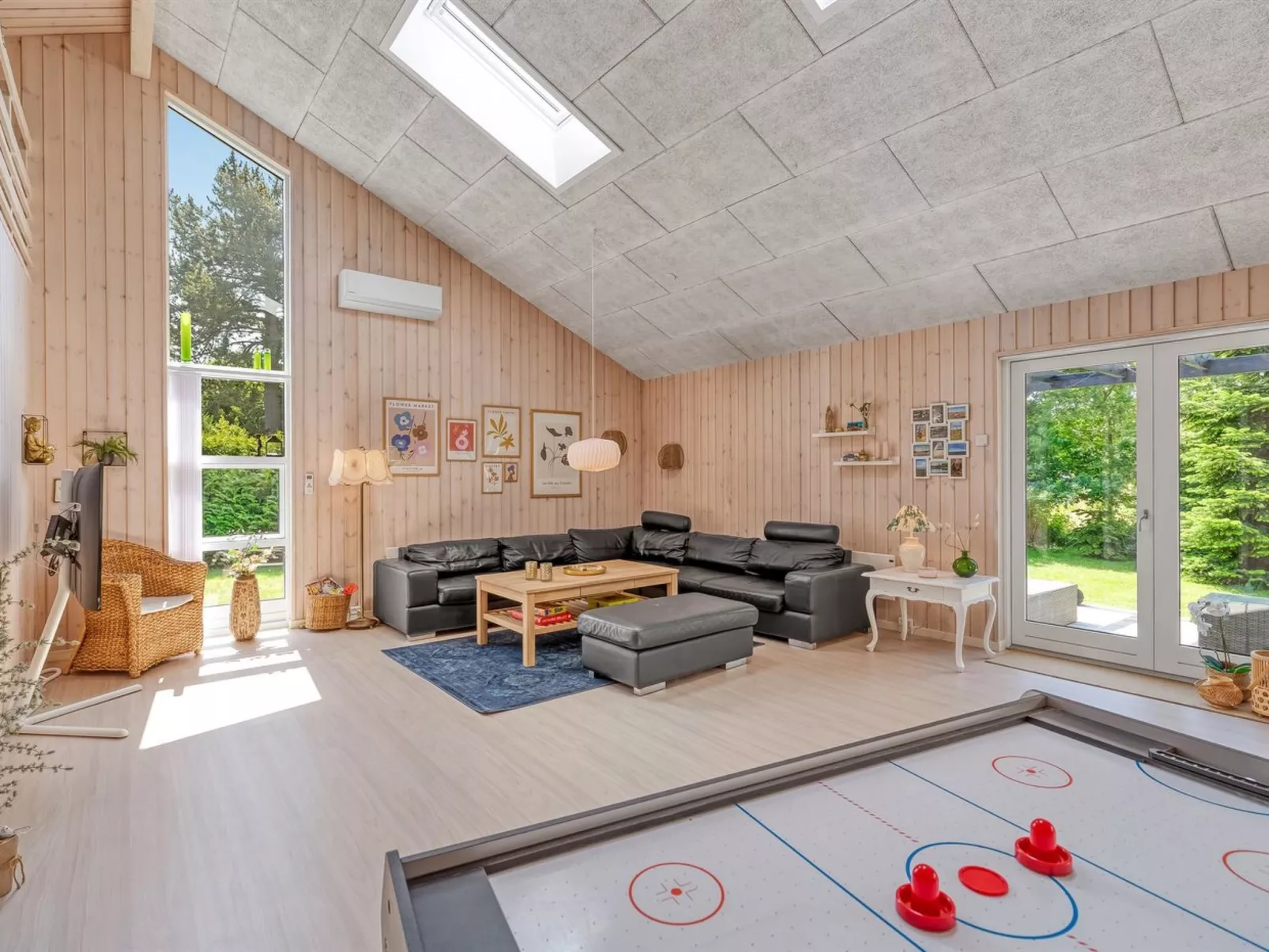 "Gabi" - 700m from the sea-Binnen