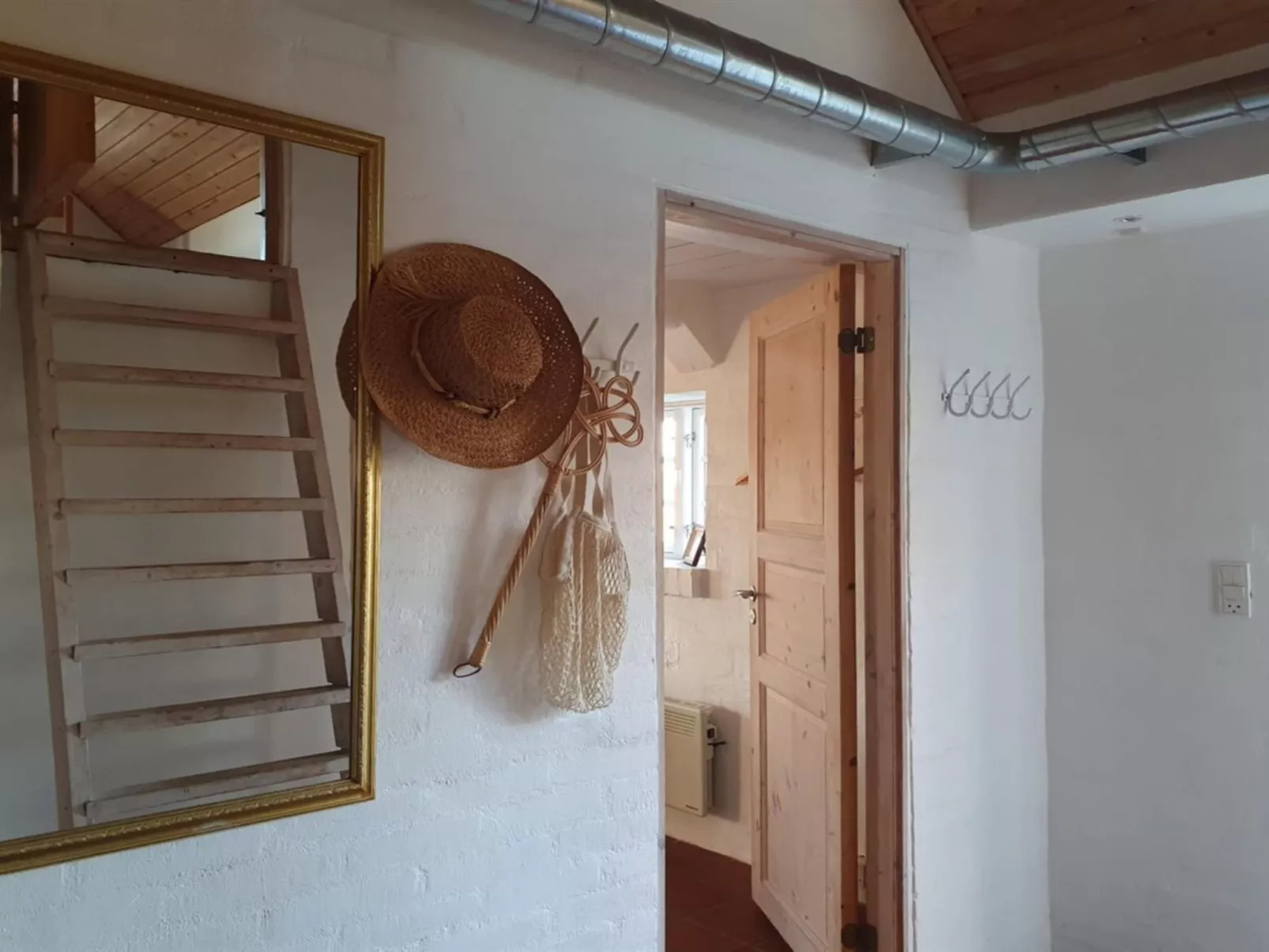 "Answald" - 250m from the sea-Binnen