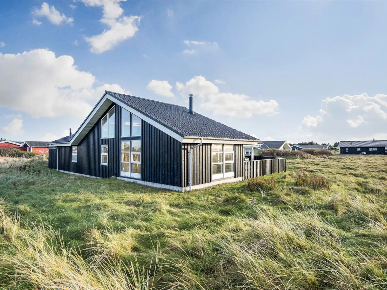 "Rodna" - 452m from the sea-Buiten