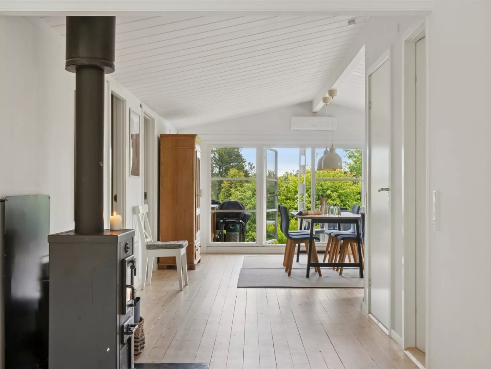 "Donco" - 600m from the sea-Binnen