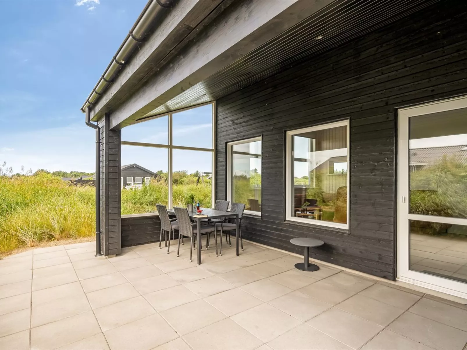 "Grith" - 1km from the sea-Buiten