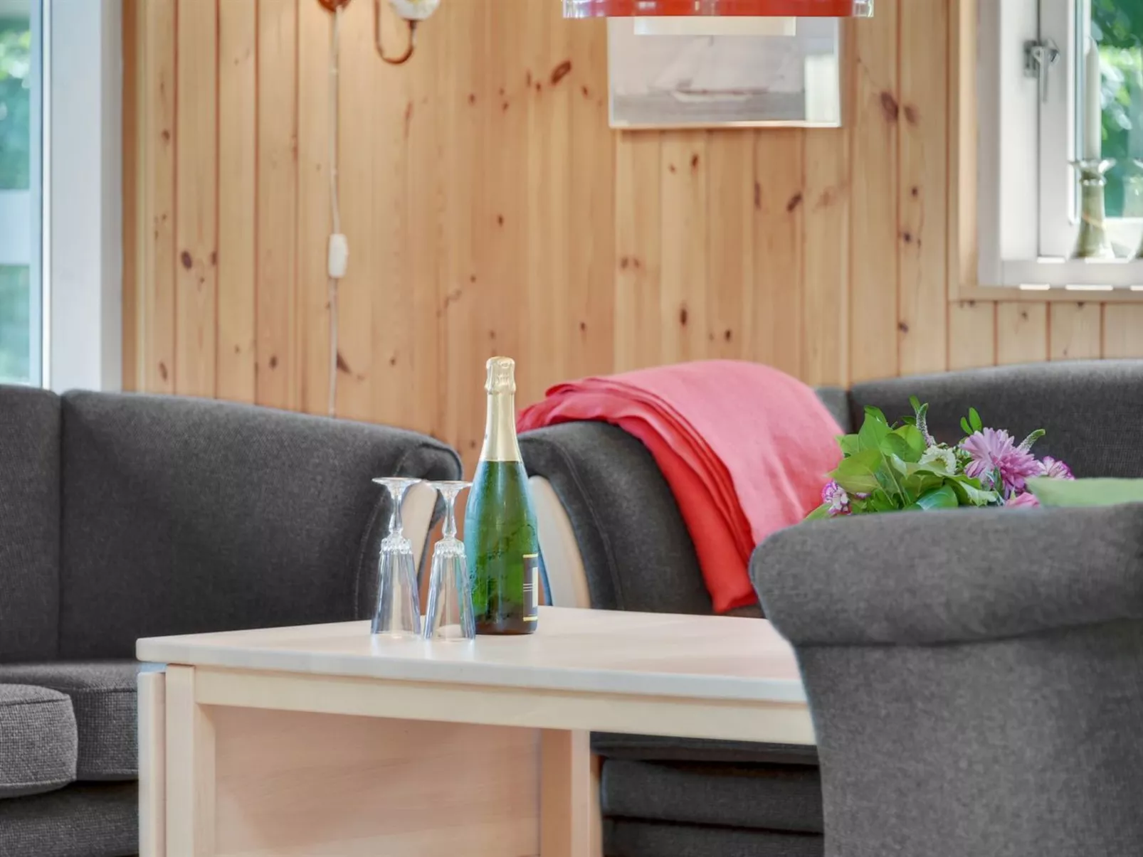 "Eriksine" - 150m from the sea-Binnen