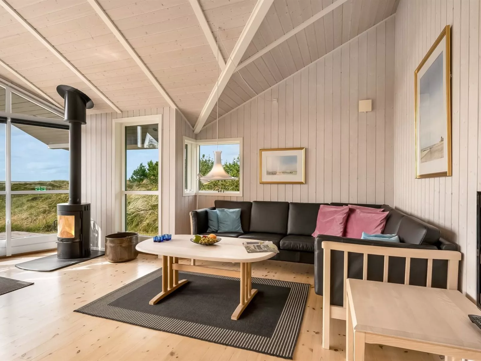 "Leona" - 250m to the fjord-Binnen