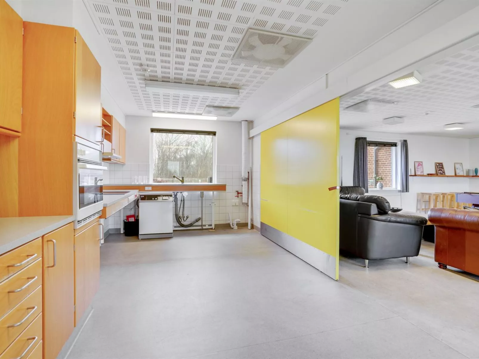 "Martinus" - 5.5km from the sea-Binnen