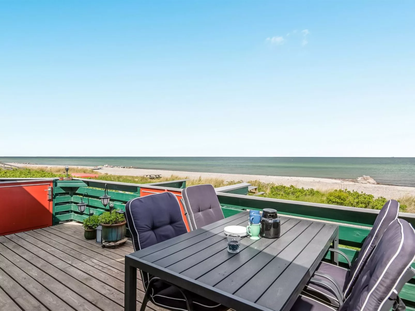 "Eldar" - 5m from the sea-Buiten