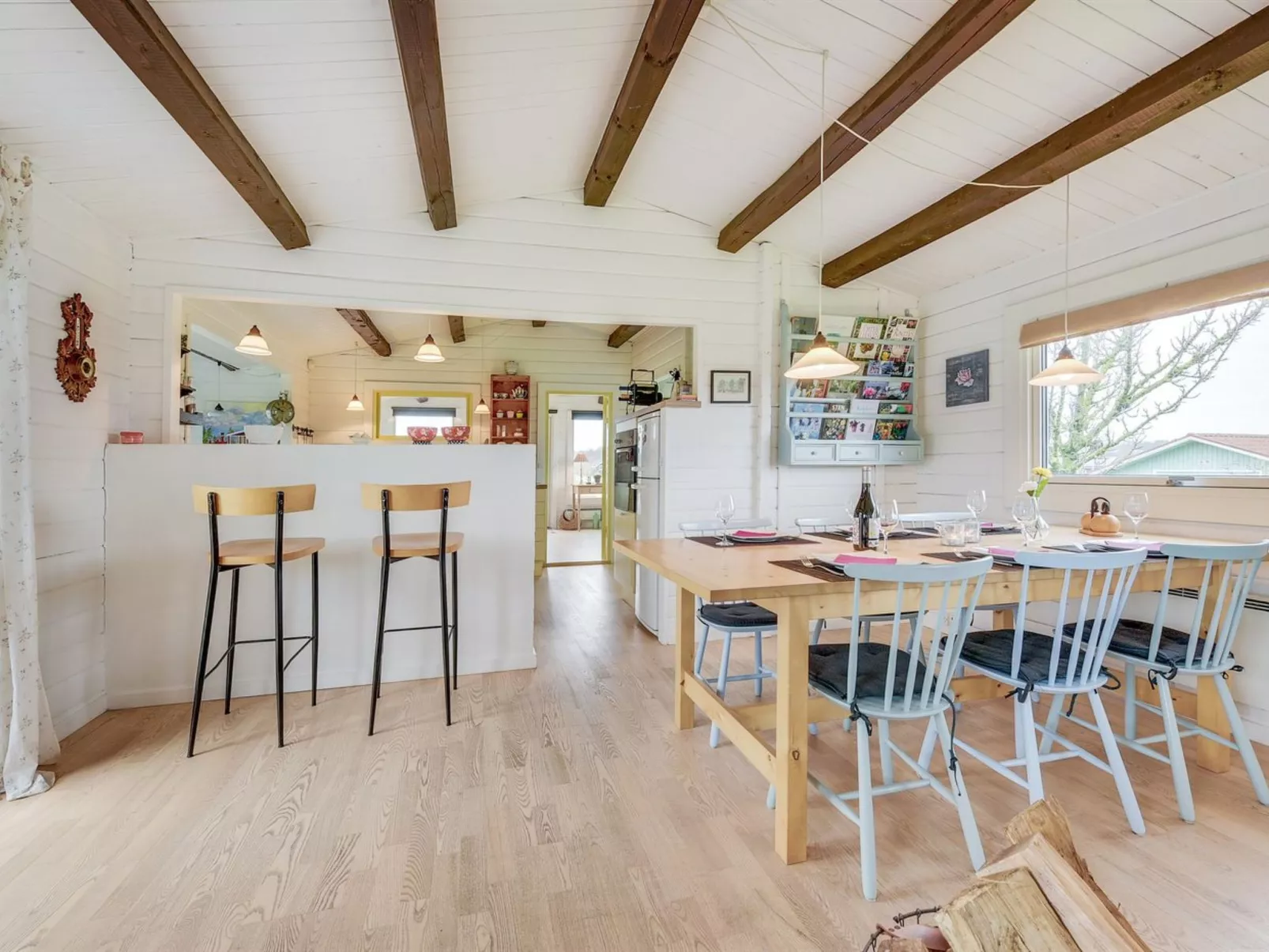 "Ylvie" - 150m from the sea-Binnen