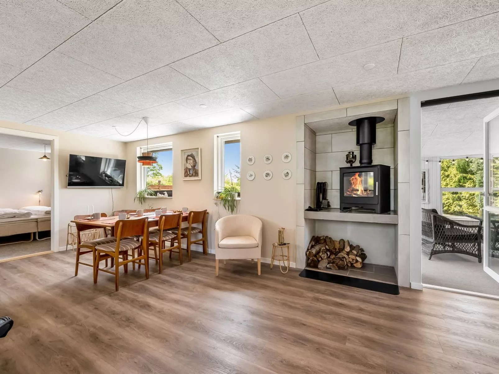 "Eira" - 350m to the fjord-Binnen