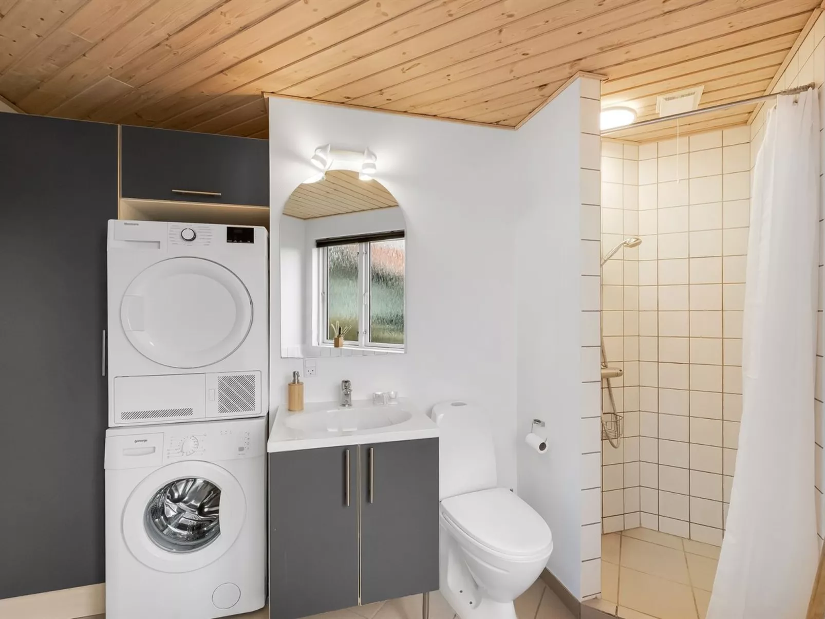 "Sylwia" -  from the sea-Binnen