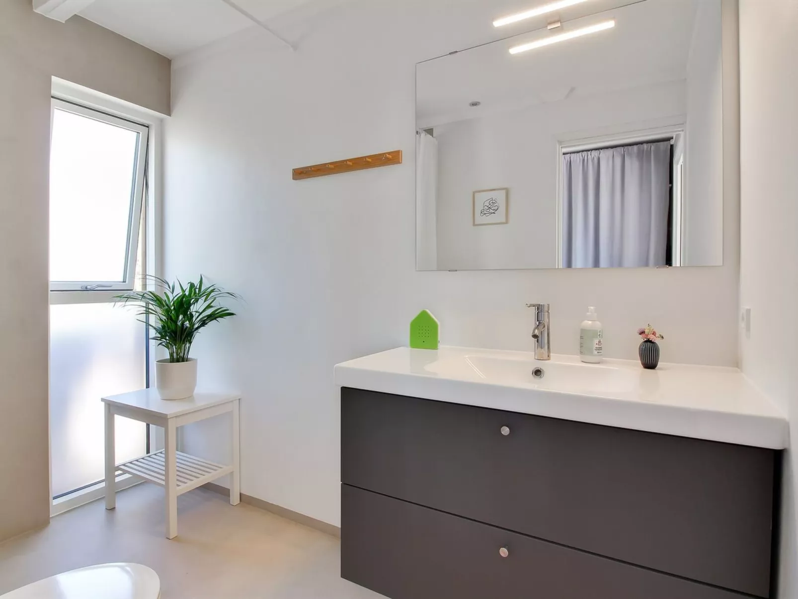 "Hoat" - 300m from the sea-Binnen