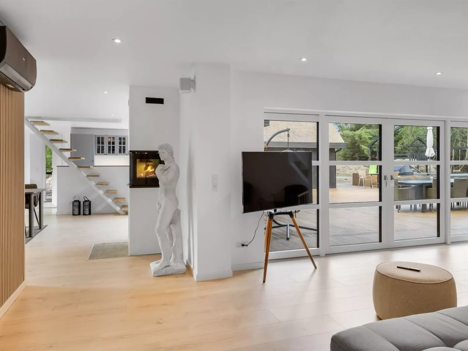 "Hejdie" - 750m from the sea-Binnen