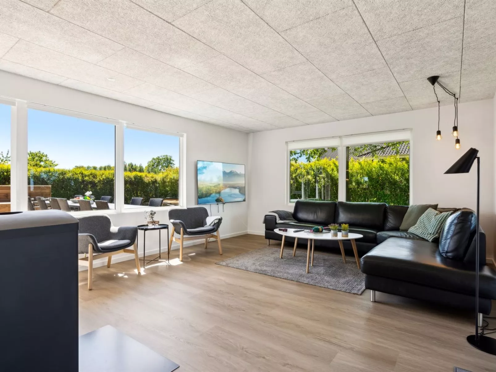 "Eunice" - 850m from the sea-Binnen