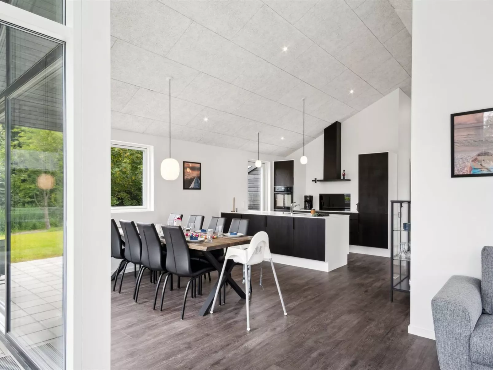 "Stygg" - 75m from the sea-Binnen