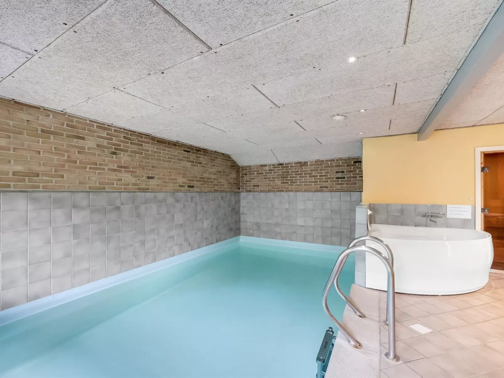 "Dorithea" - 1.3km from the sea-Buiten