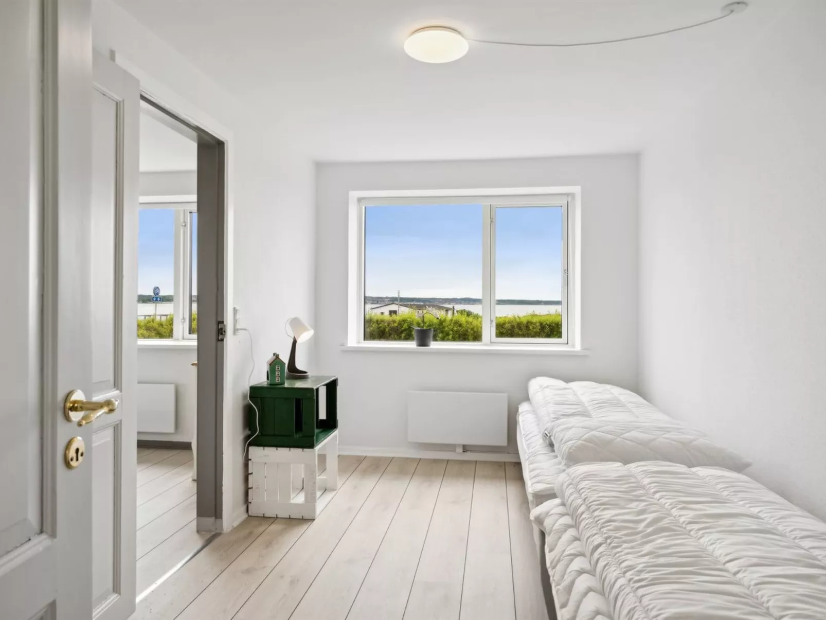 "Sira" - 25m from the sea-Binnen