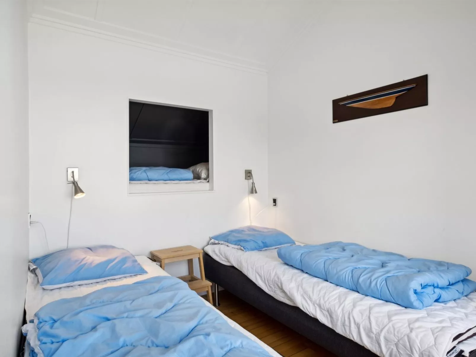 "Jænis" - 10m from the sea-Binnen