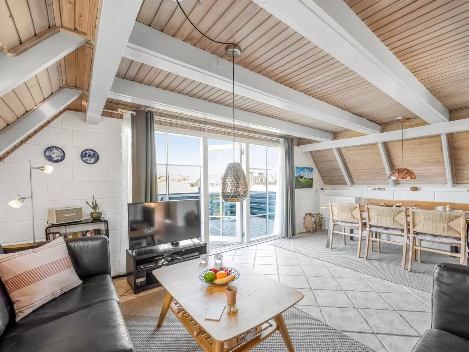 "Arlina" - 600m from the sea-Binnen