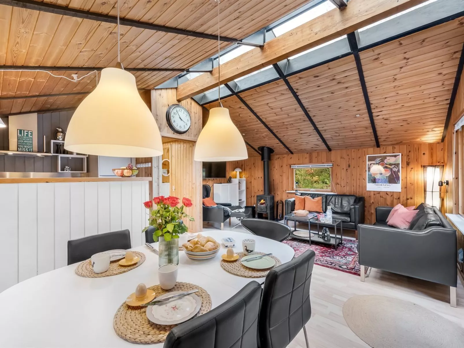 "Marthine" - 650m to the fjord-Binnen