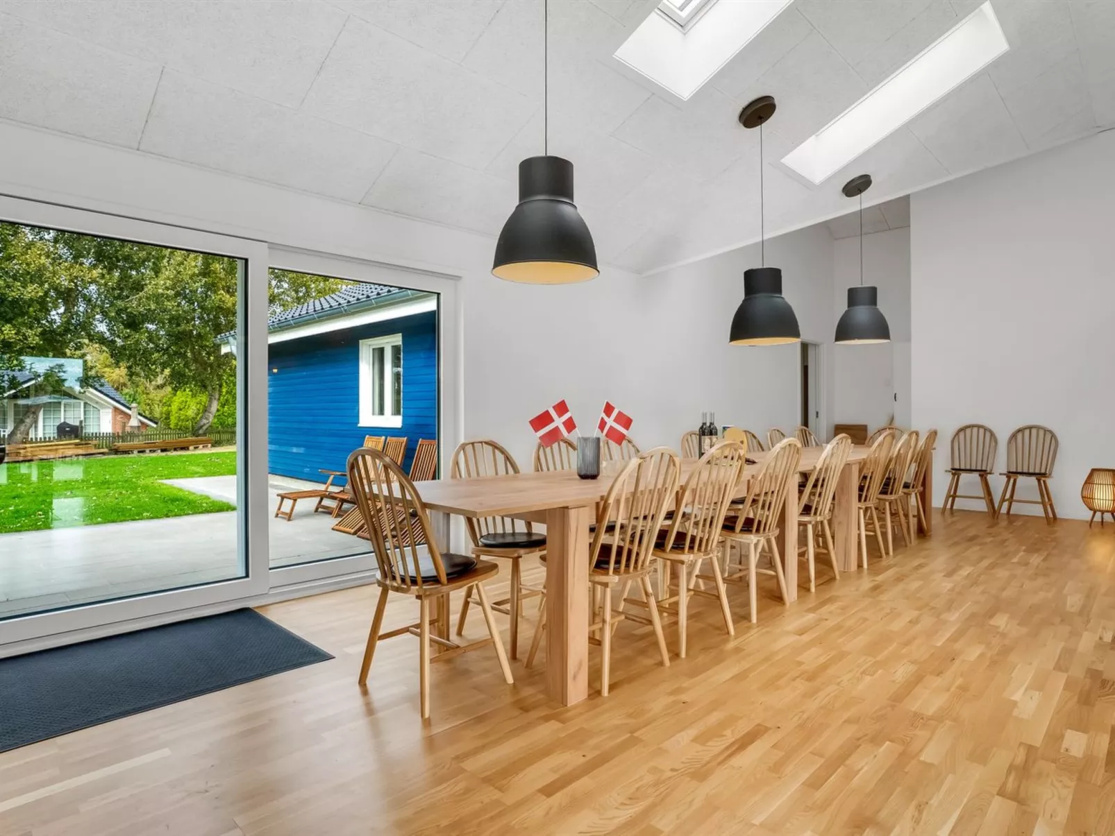 "Rajna" - 250m from the sea-Binnen