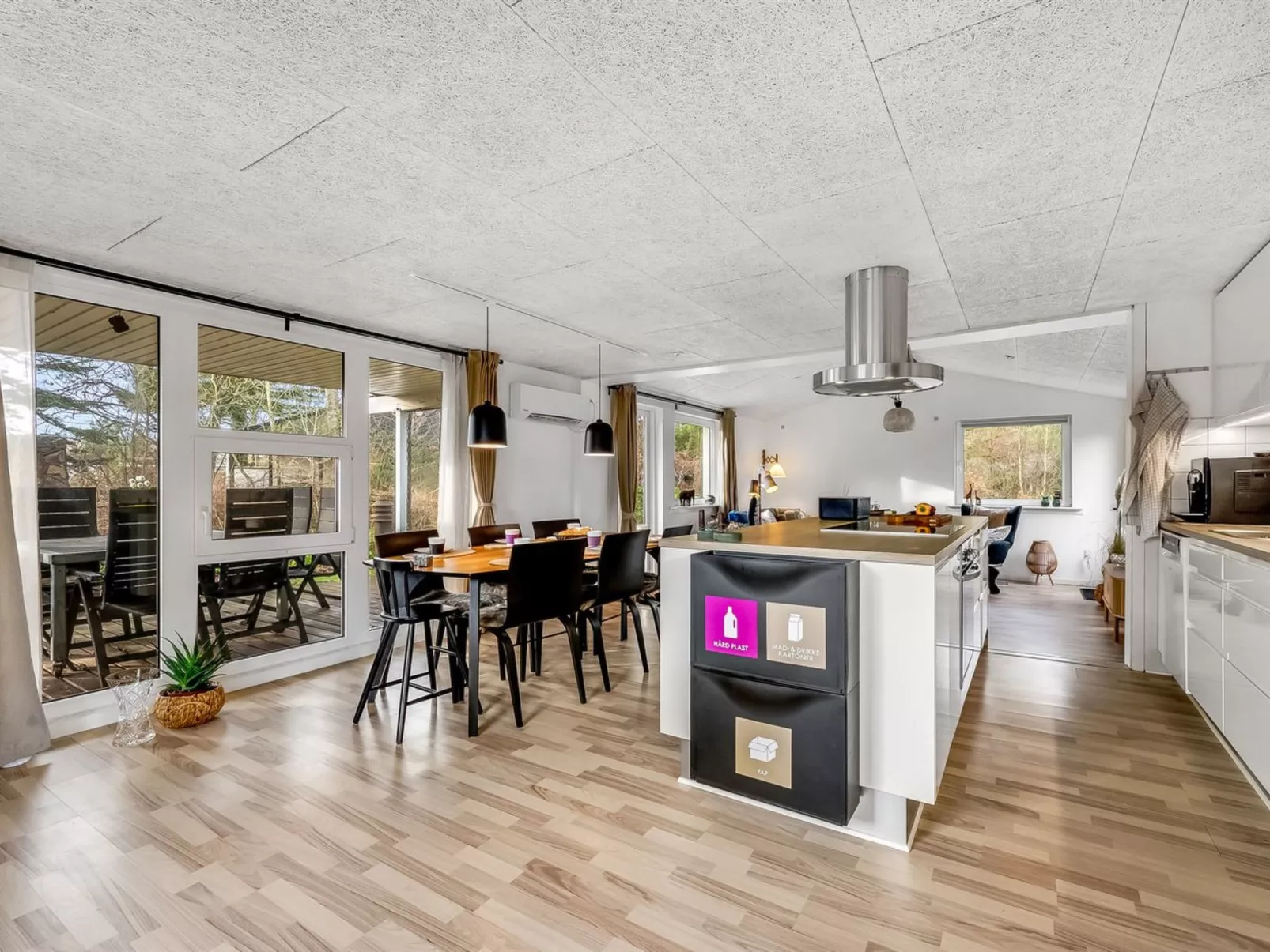 "Tiina" - 500m to the fjord-Binnen