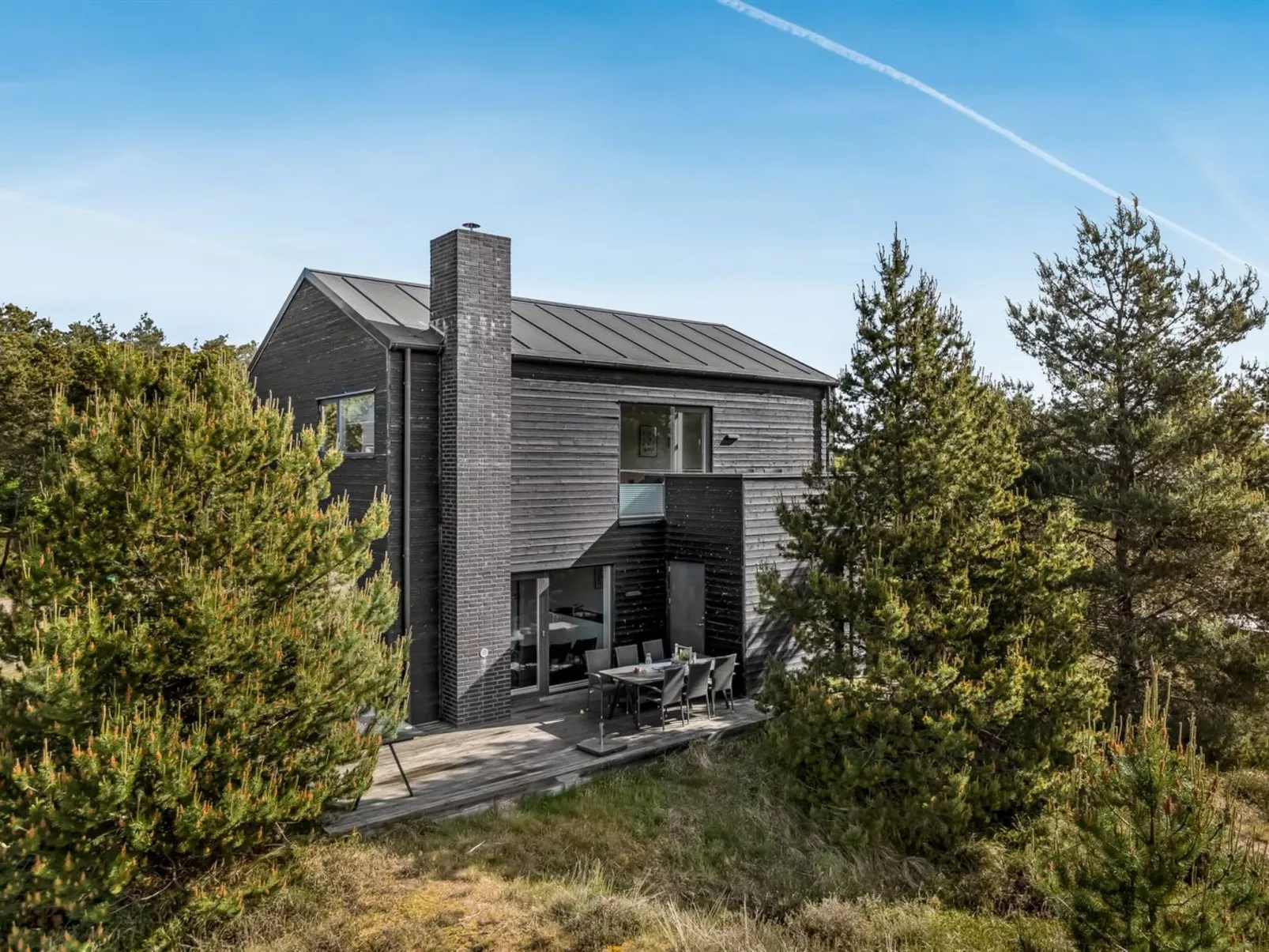 "Hunding" - 2.5km from the sea-Buiten