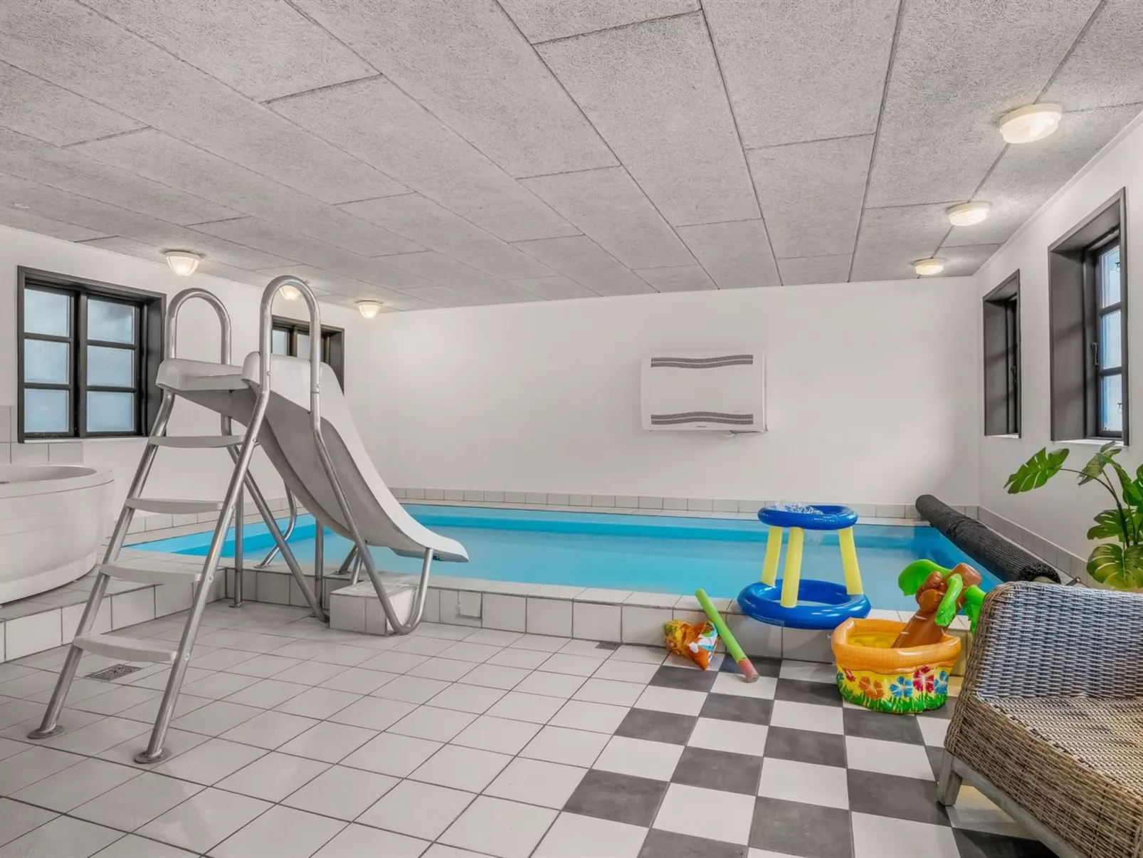 "Star" - 200m to the fjord-Buiten