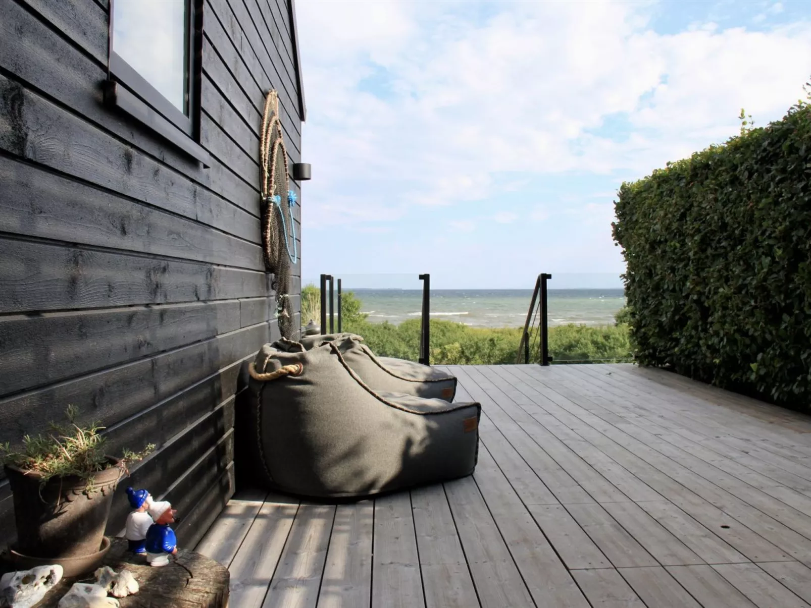 "Valia" - 20m from the sea-Buiten