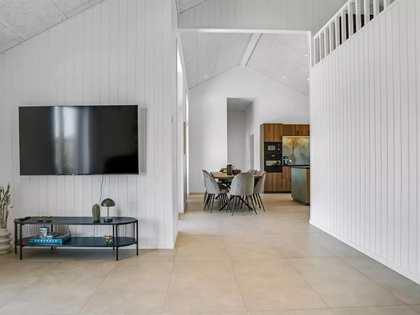 "Merta" - 800m from the sea-Binnen