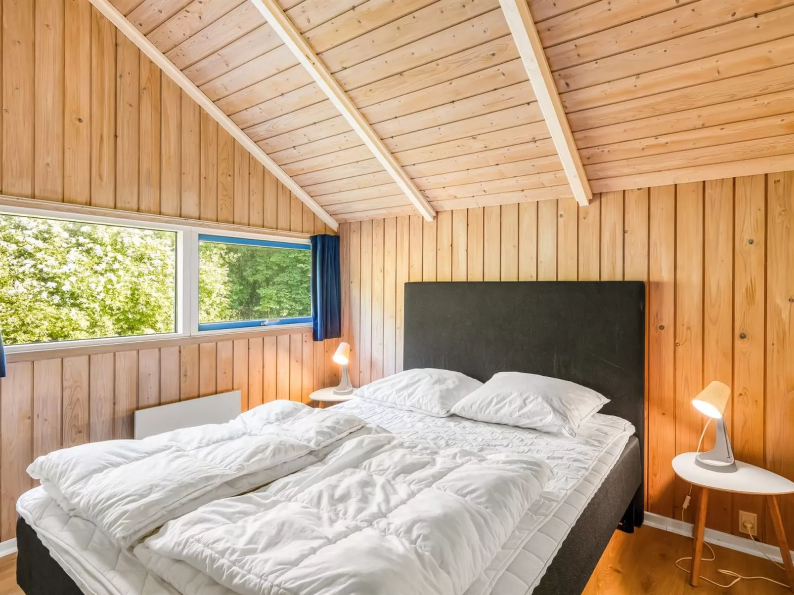 "Kai" - 400m from the sea-Binnen