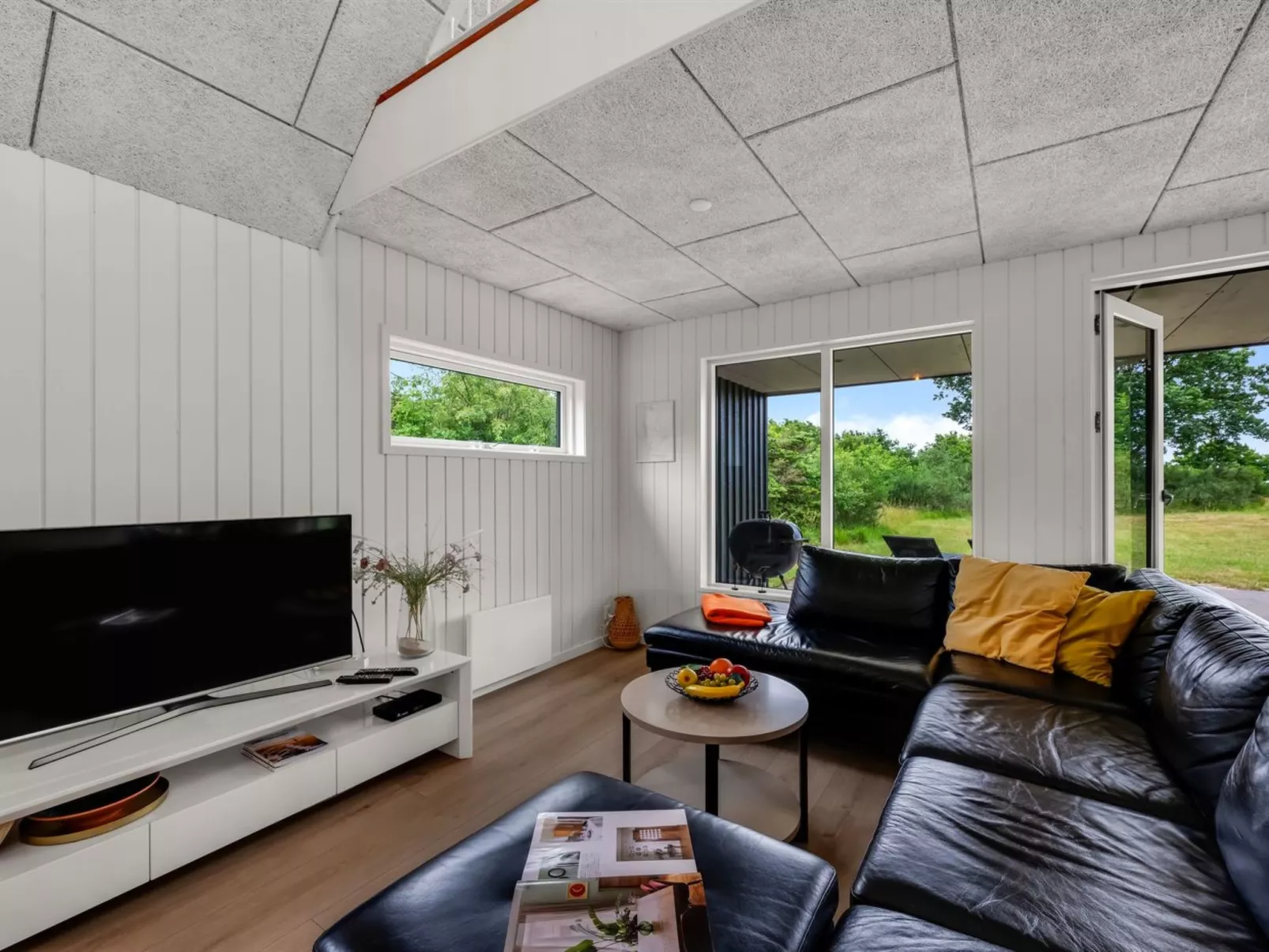 "Gadde" - 100m to the fjord-Binnen