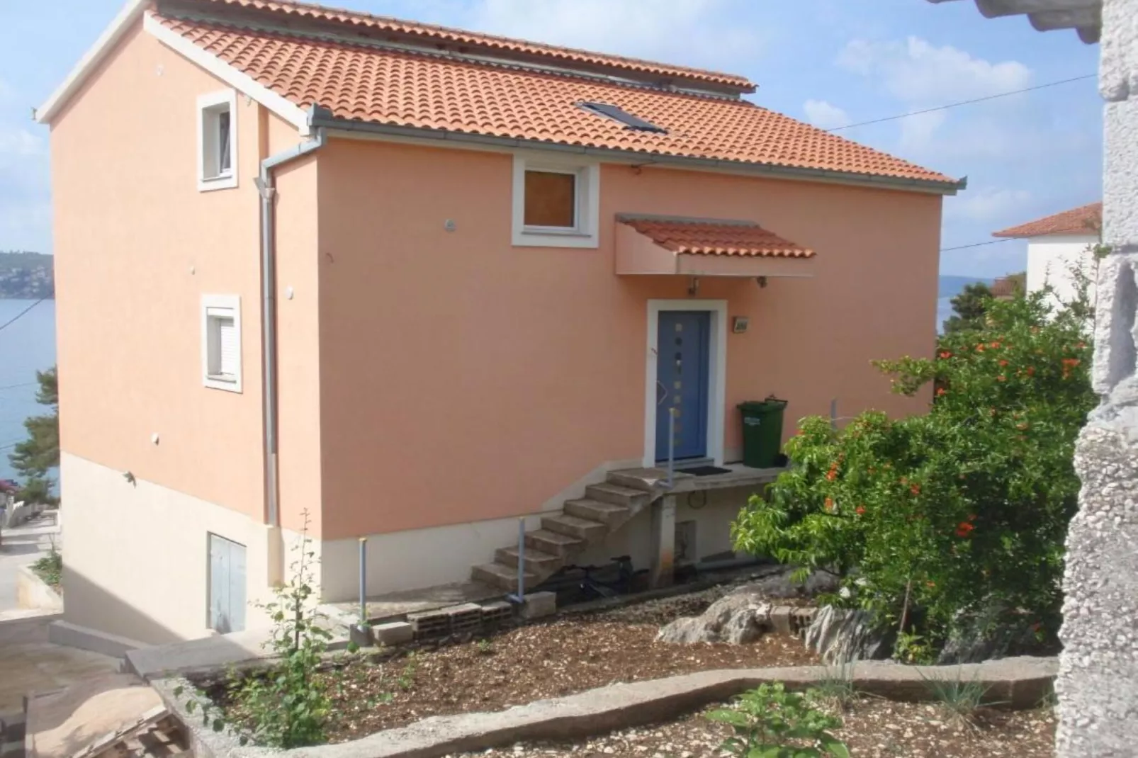 Apartment Libe with Sea View Trogir - Two Bedroom Apartment with Balcony-Buitenlucht