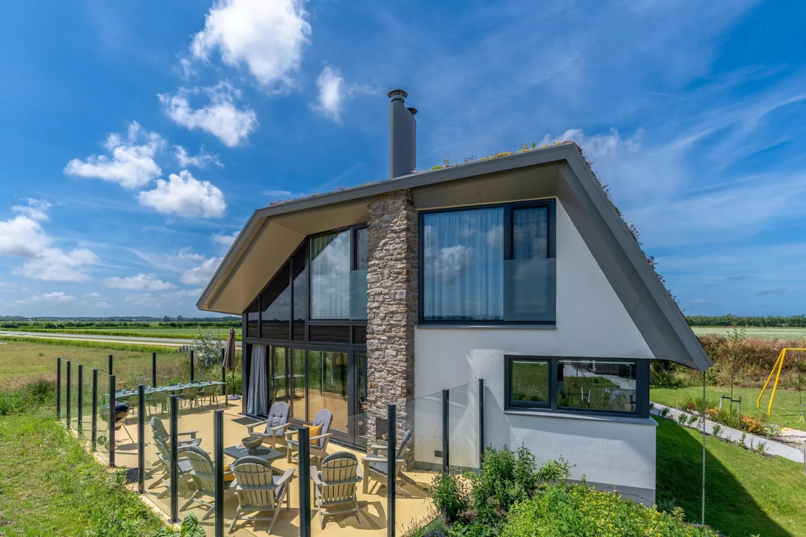 Waalerburght 14-Buitenkant zomer