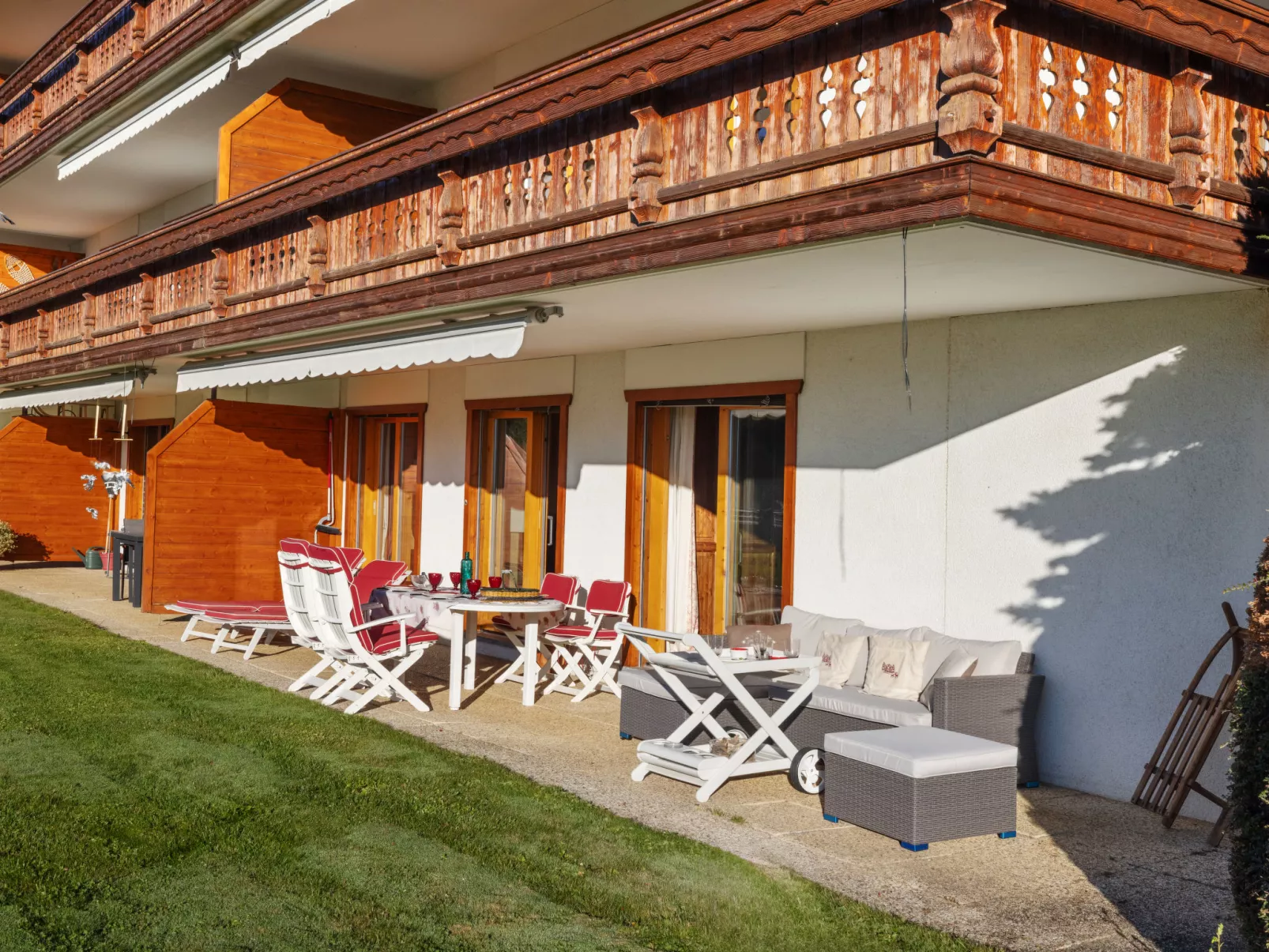 Les Pierres C 3-Buiten