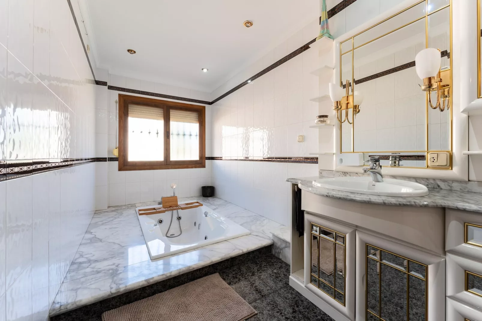 CT 387 - Faro's Villa Lola en Churriana - Málaga-Badkamer