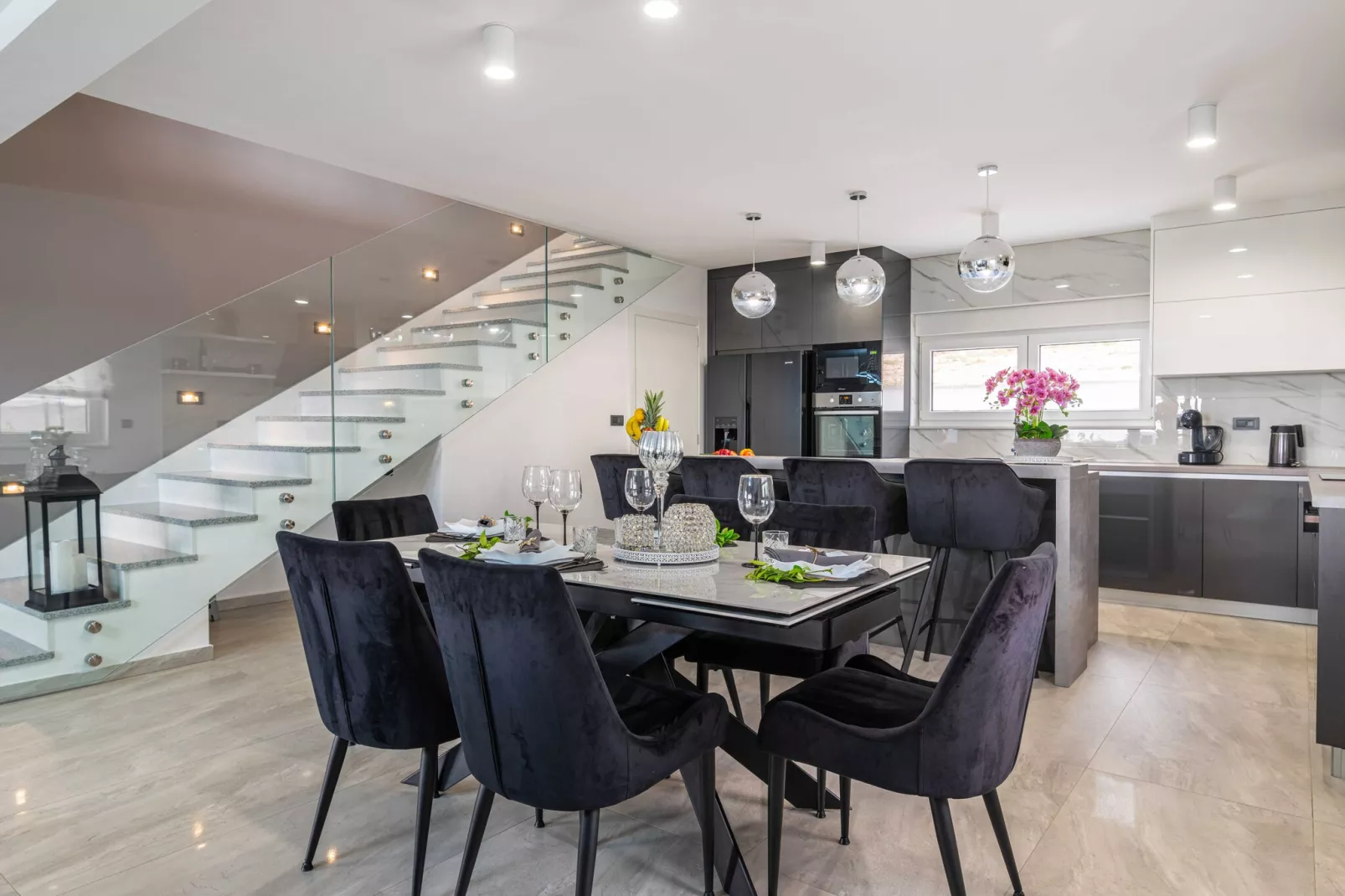 Luxury Villa Burra-Eetkamer