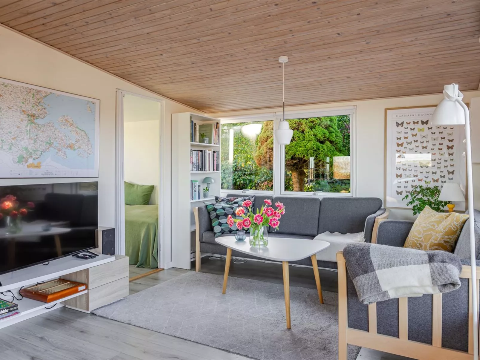 "Martti" - 200m from the sea-Binnen