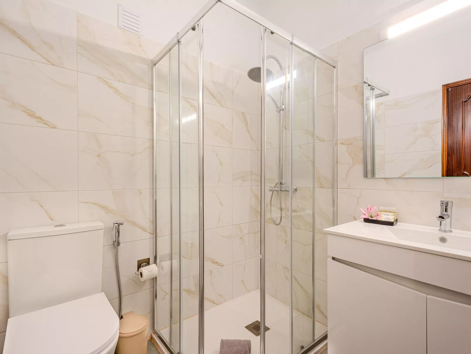 Amélia - Sunny Way-Binnen