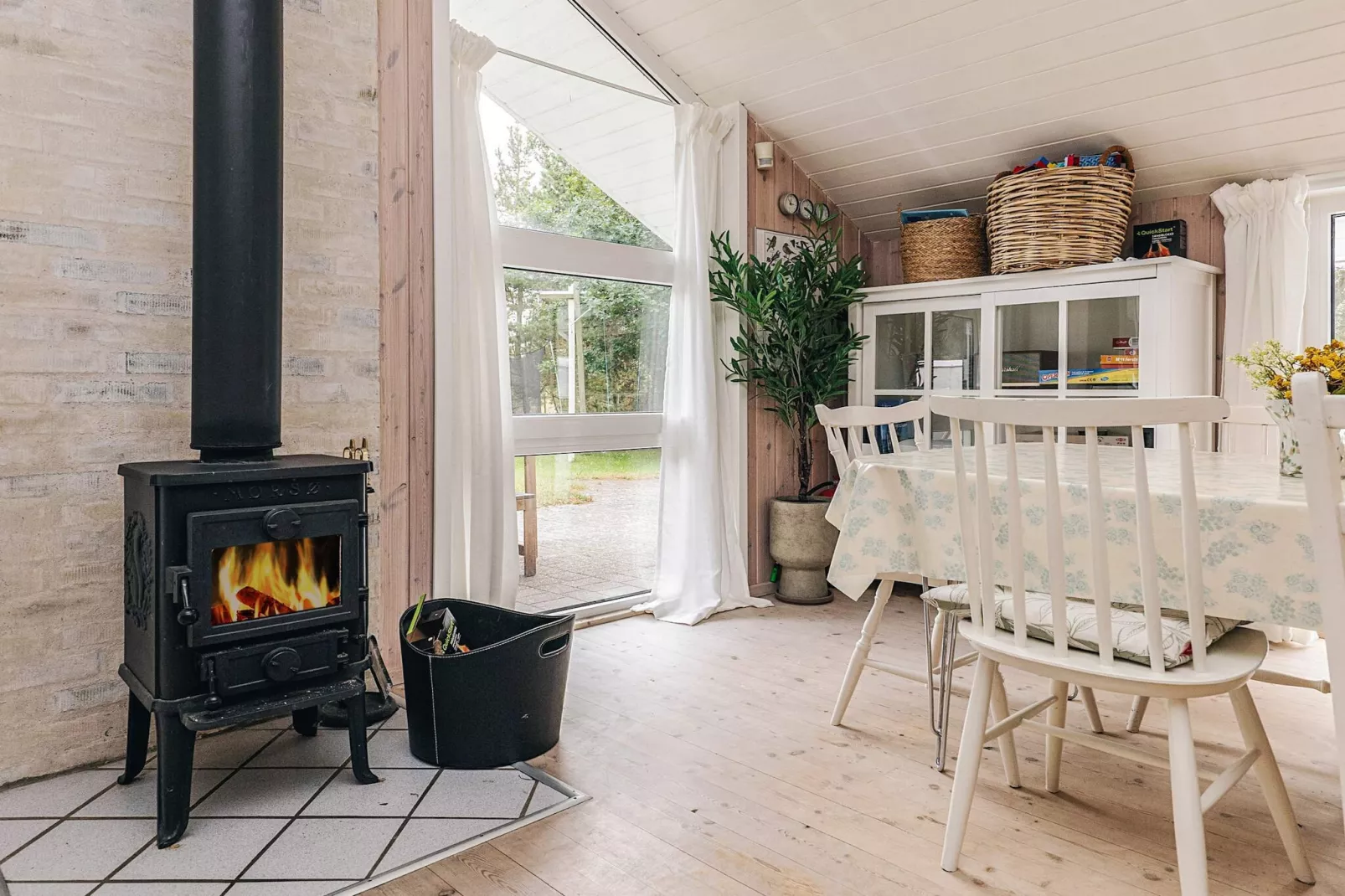 Luxe toevluchtsoord bij Bratten Strand-By Traum-Binnen