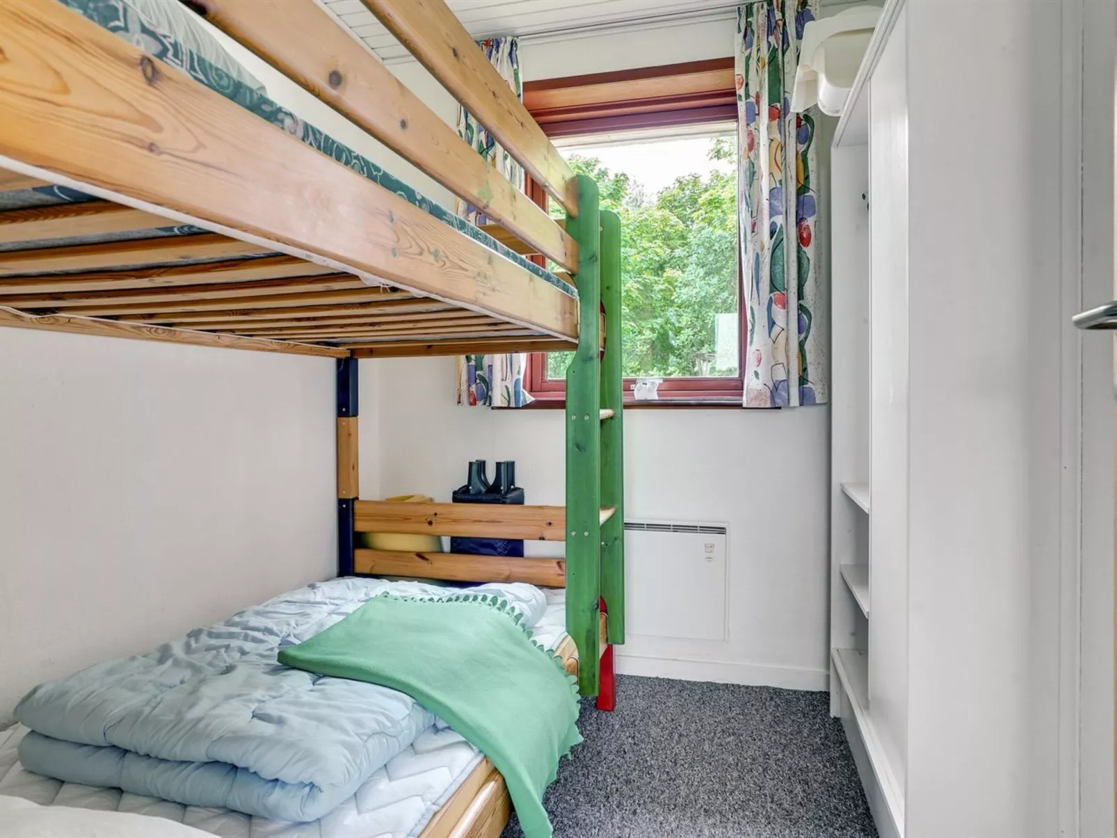 "Ephra" - 250m to the fjord-Binnen