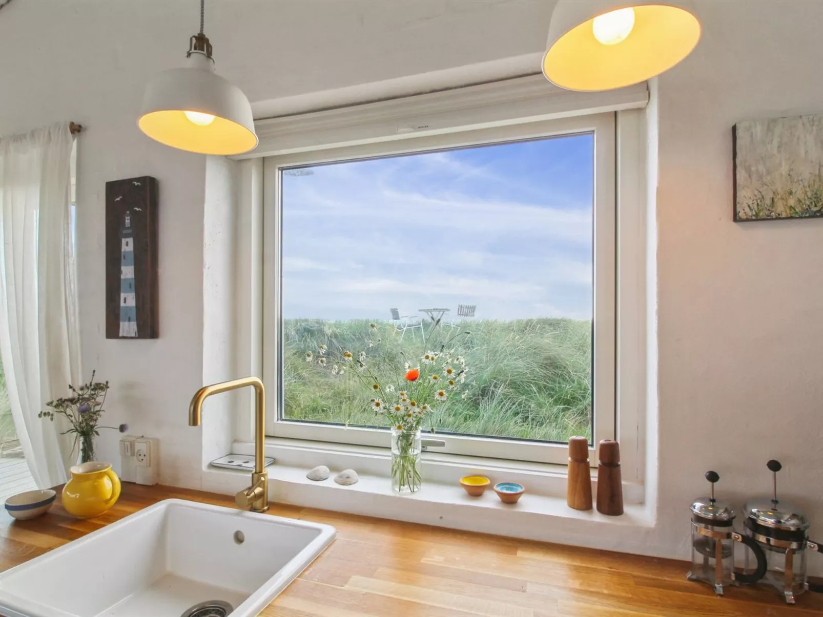 "Anissa" - 100m from the sea-Binnen