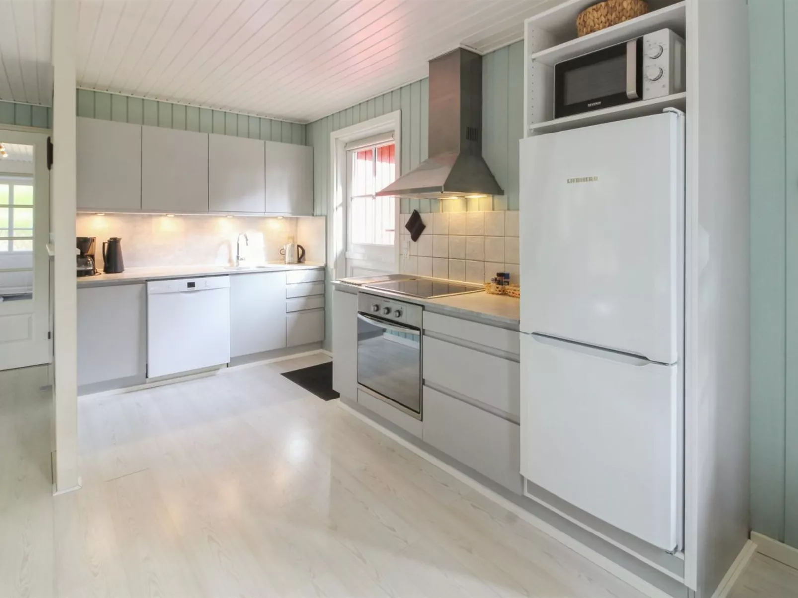 "Epiphania" - 900m from the sea-Binnen