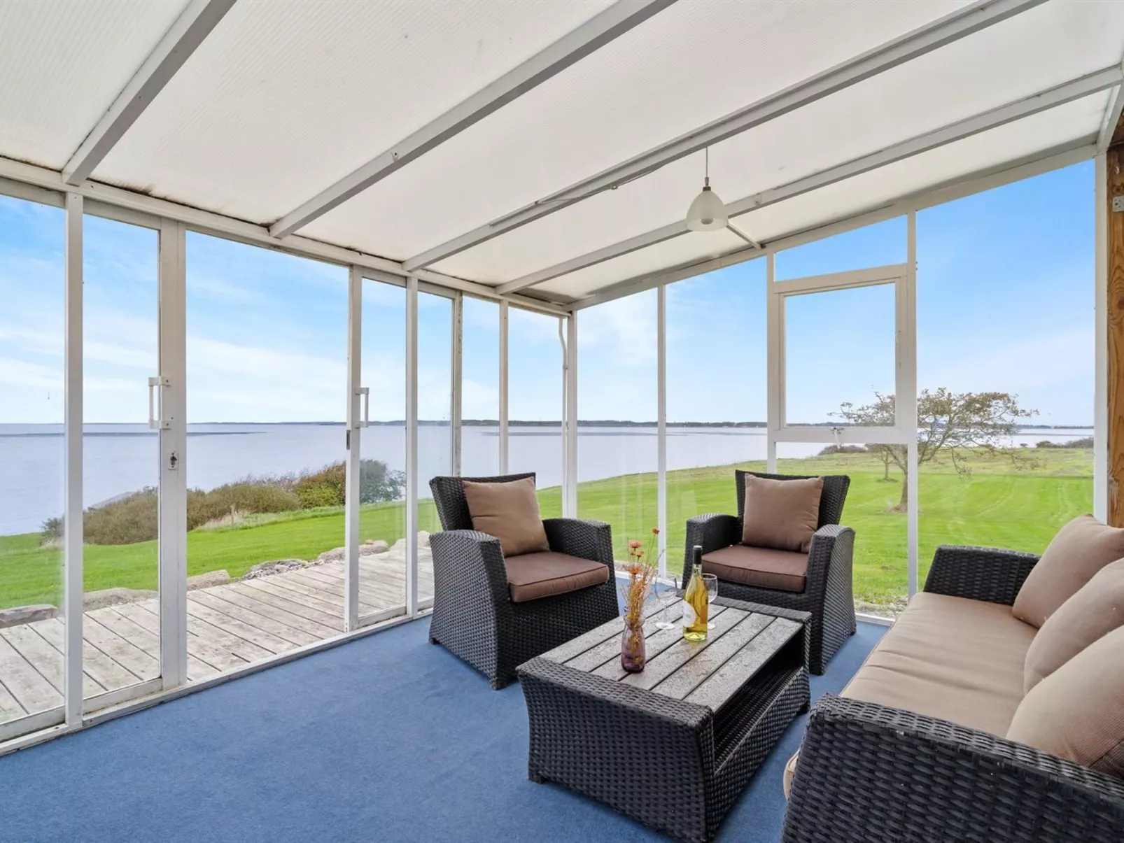 "Thorge" - 75m to the fjord-Binnen