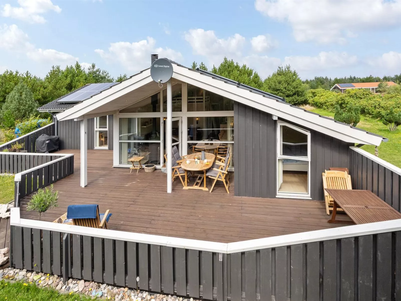 "Gothfred" - 1km from the sea-Buiten