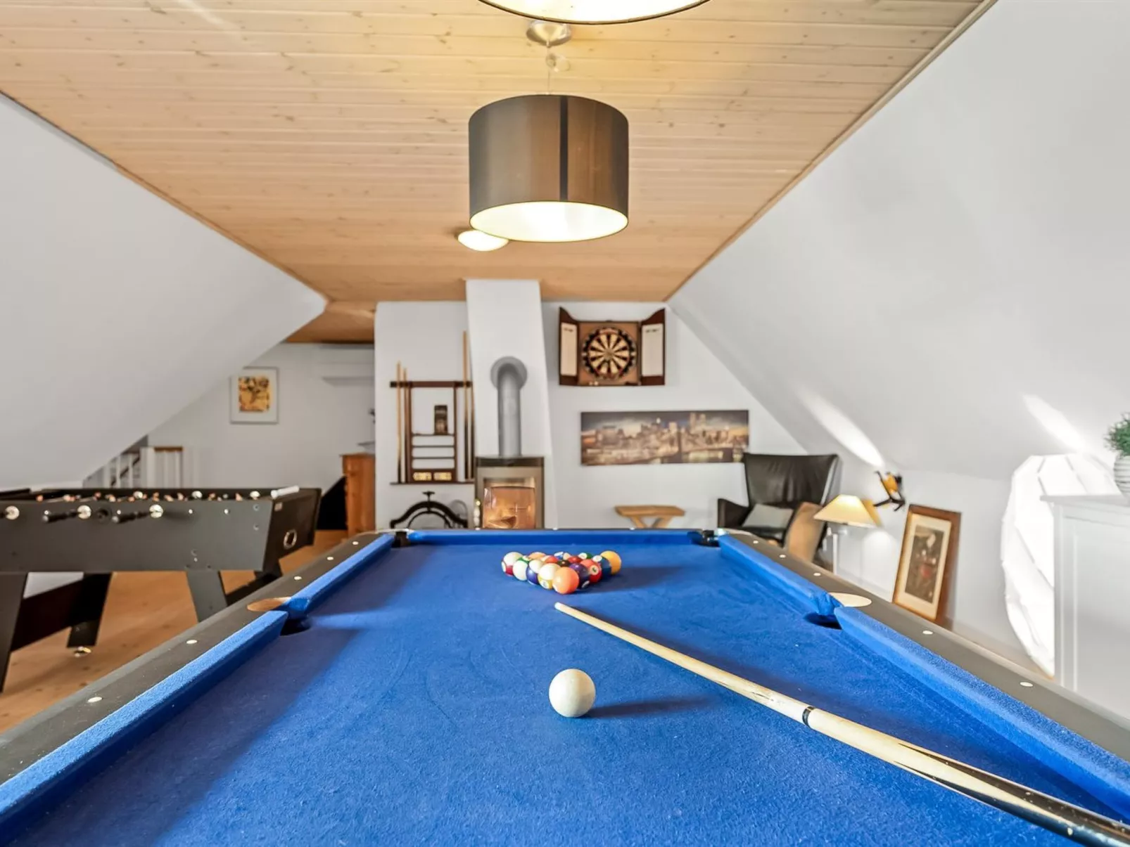 "Urte" -  from the sea-Binnen