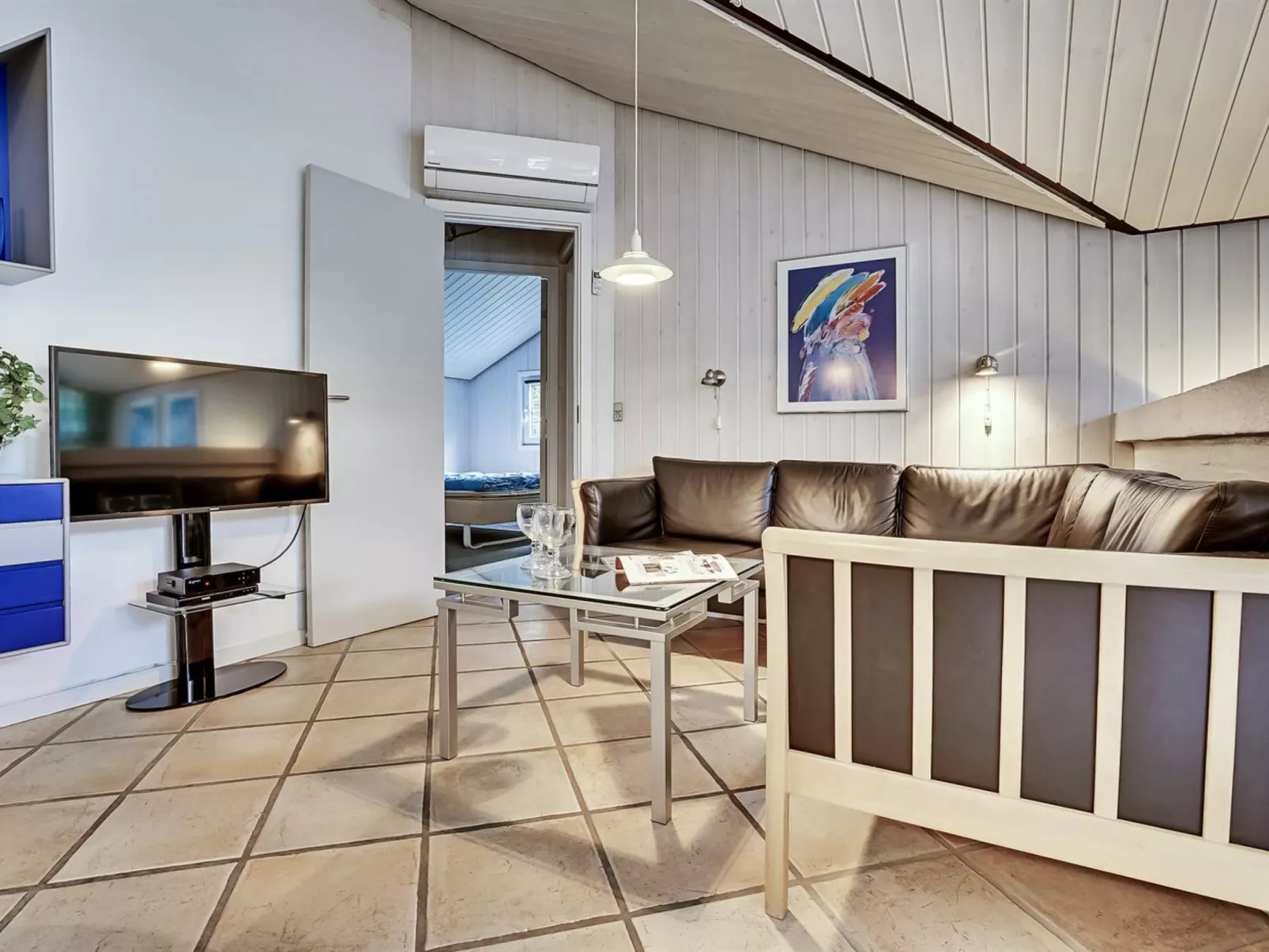 "Guththorm" - 600m from the sea-Binnen