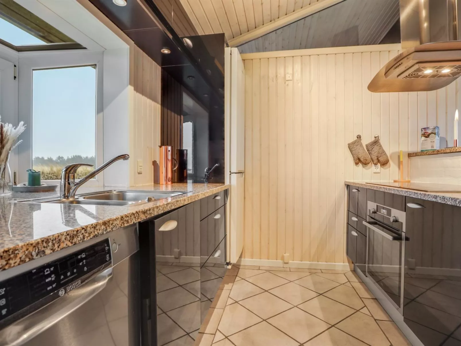 "Falka" - 800m from the sea-Binnen