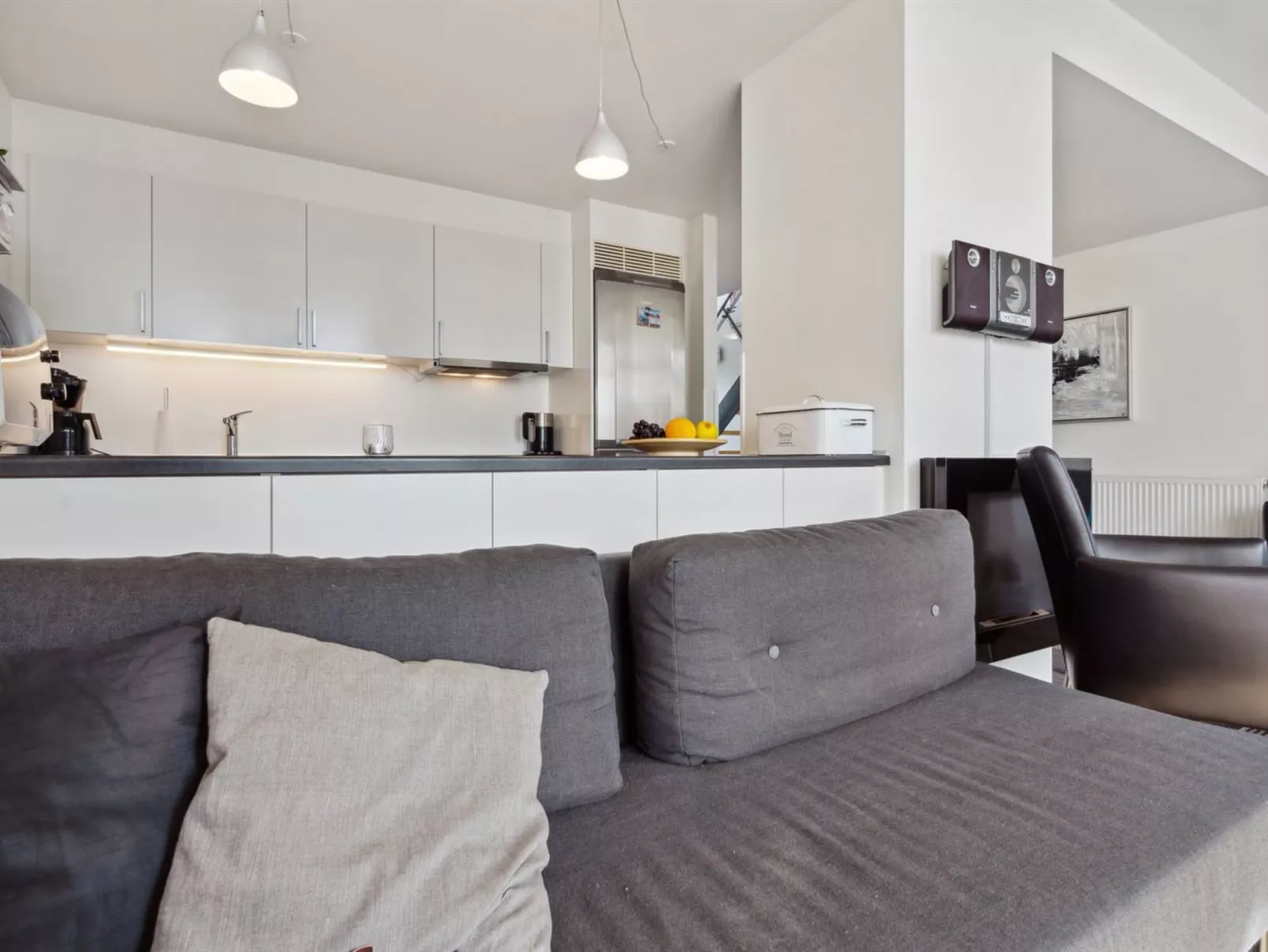 "Theis" - 100m from the sea-Binnen