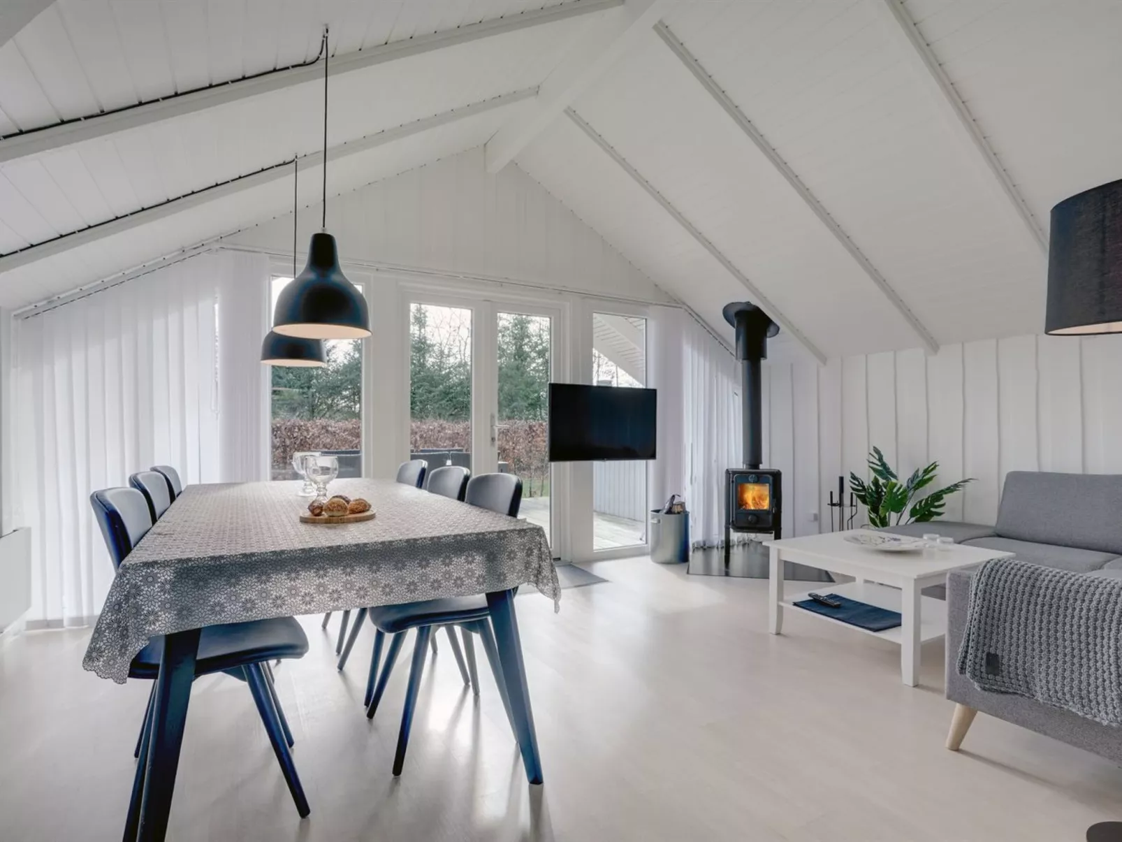 "Edvardsine" - 12km from the sea-Binnen